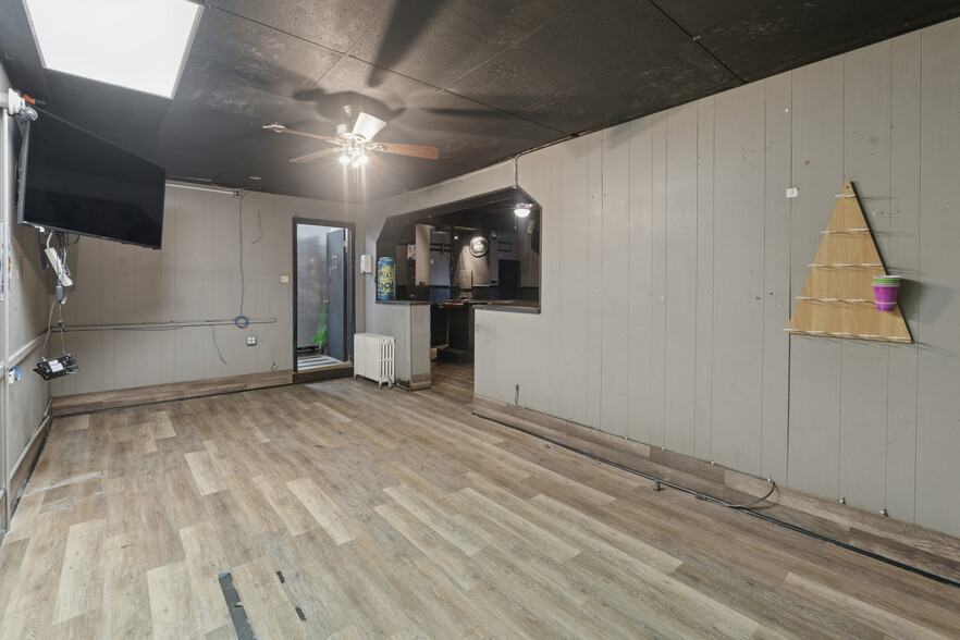 More Photos Of 4742-4744 Richmond St, Philadelphia Restaurant For Lease