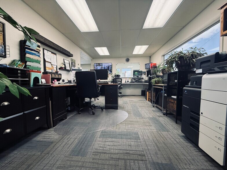 More Photos Of 29 Fourth St, Mc Gill Office For Sale