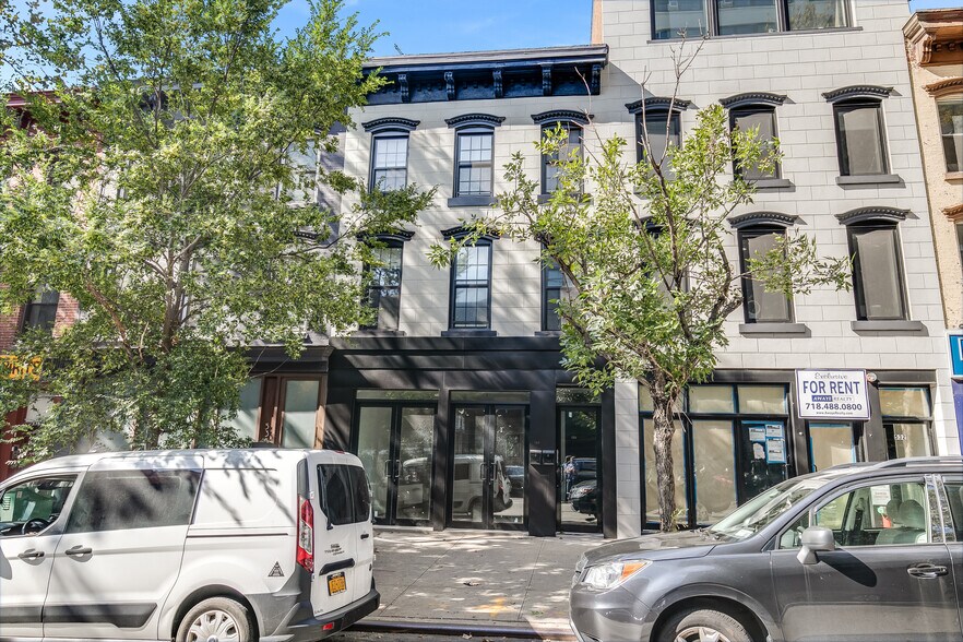 More Photos Of 534 Court St, Brooklyn General Retail For Lease