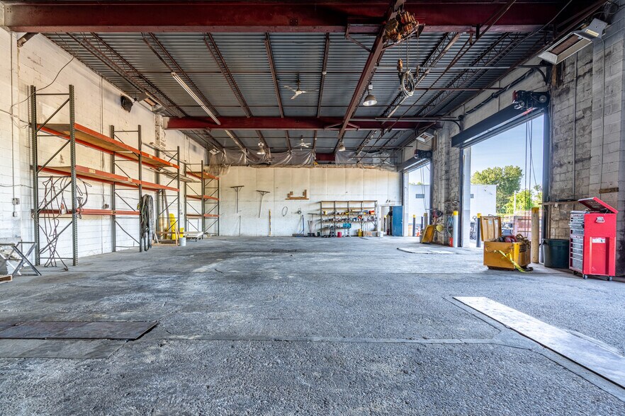 More Photos Of 1249 Byberry Rd, Philadelphia Warehouse For Sale