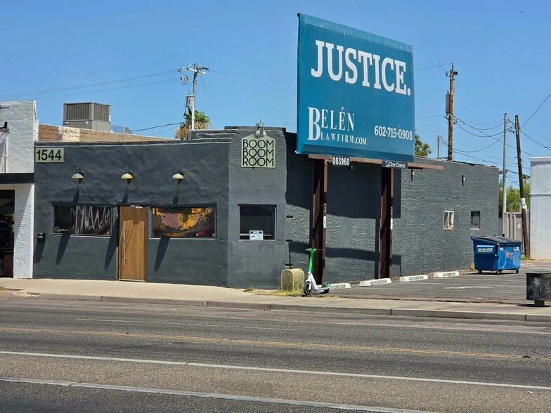 More Photos Of 1544 E McDowell Rd, Phoenix Bar For Sale