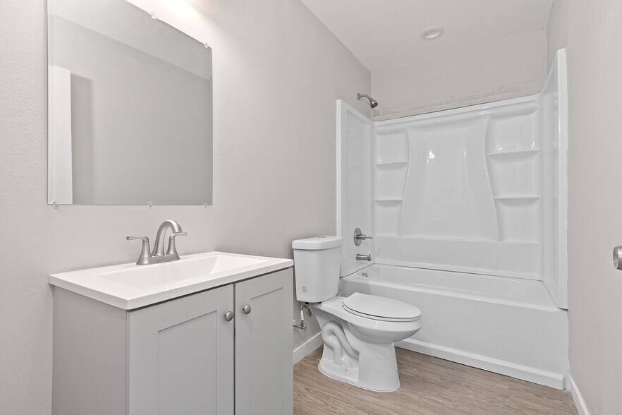 More Photos Of 26825 Woodland ave, Esparto Apartments For Sale