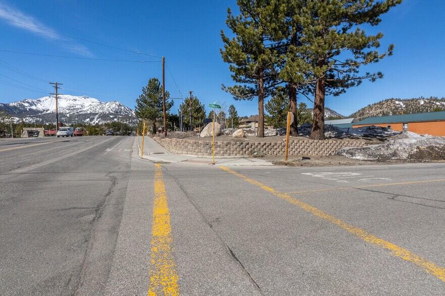 More Photos Of 283 Sierra Manor Rd, Mammoth Lakes Freestanding For Sale