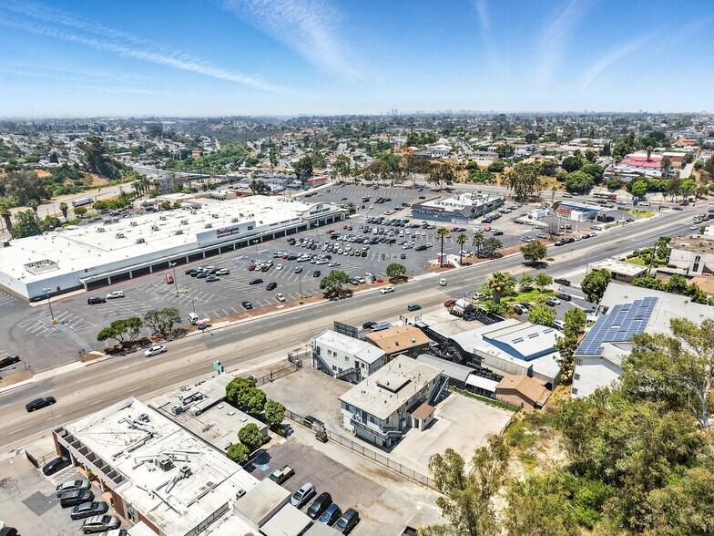 More Photos Of 5502-5506 University Ave, San Diego Apartments For Sale