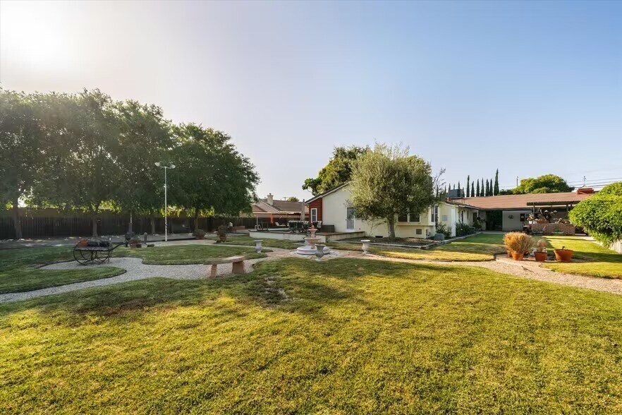 More Photos Of 11212 Chapman Ave, Garden Grove Land For Sale
