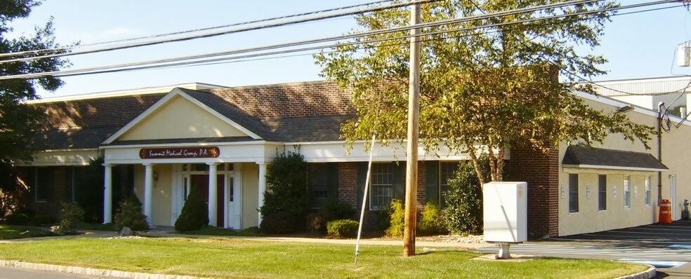 More Photos Of 81 Industrial Rd, Berkeley Heights Warehouse For Lease