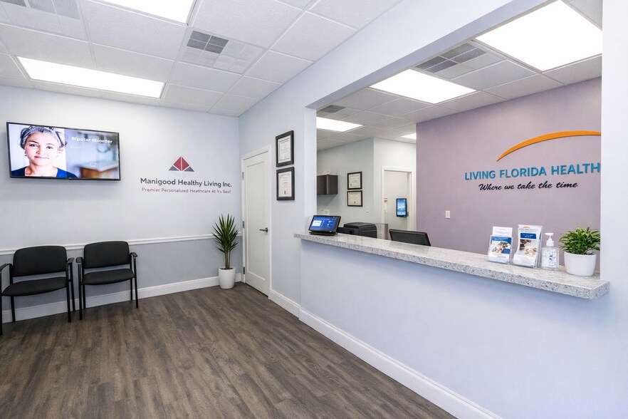 More Photos Of 4804 Edgewater Dr, Orlando Medical For Sale