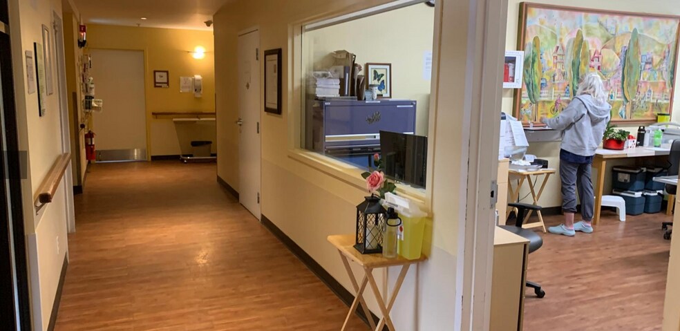 More Photos Of 11810 Av Du Bois-De-Boulogne, Montréal Assisted Living For Sale