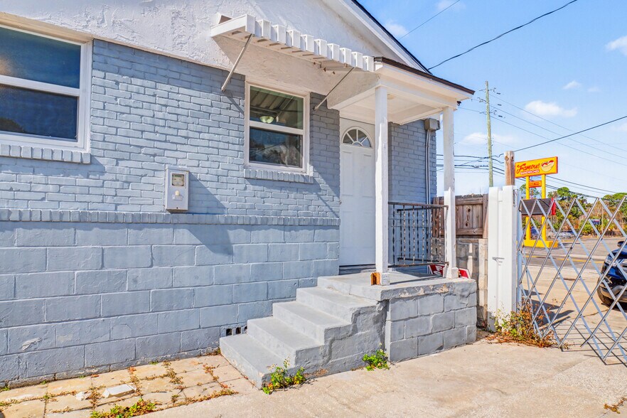 More Photos Of 1201 Cassat Ave, Jacksonville Medical For Sale