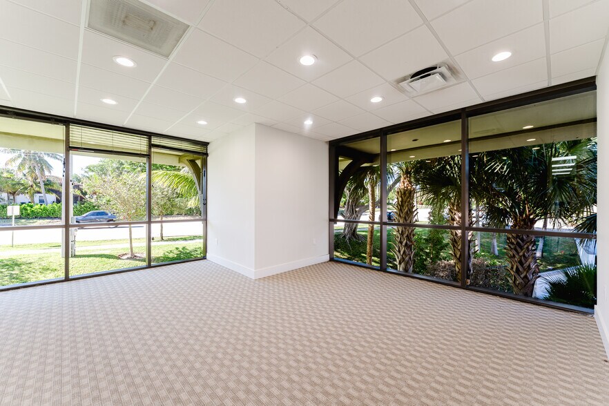 More Photos Of 399 W Palmetto Park Rd, Boca Raton Office For Lease