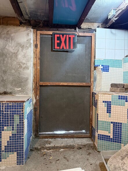 More Photos Of 377 Congress St, Troy General Retail For Sale