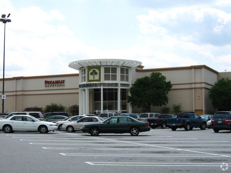 More Photos Of 7201 Two Notch Rd, Columbia Unknown For Lease