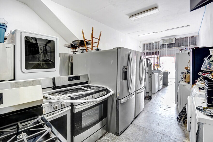 More Photos Of 5151-5161 Vermont Ave, Los Angeles Storefront Retail Residential For Sale