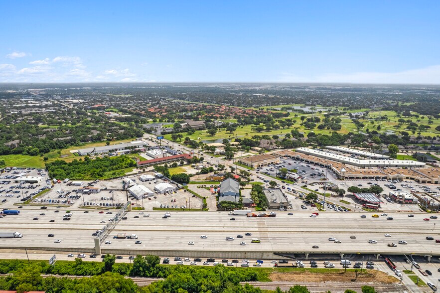 More Photos Of 17550 Northwest Fwy, Houston Hotel For Sale