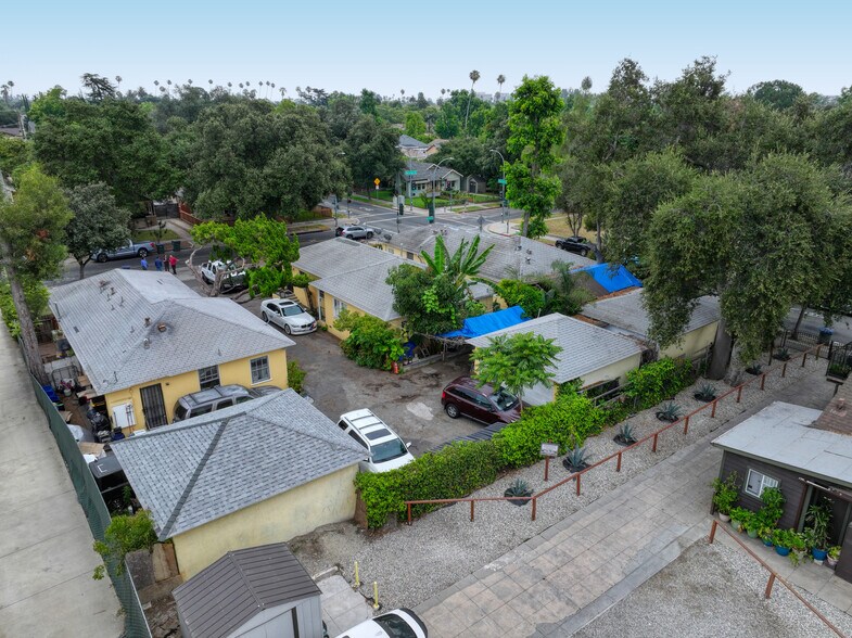More Photos Of , Pasadena Multifamily For Sale