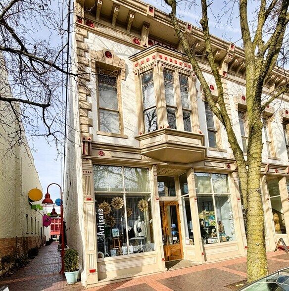 Primary Photo Of 422 Washington St, Columbus General Retail For Lease