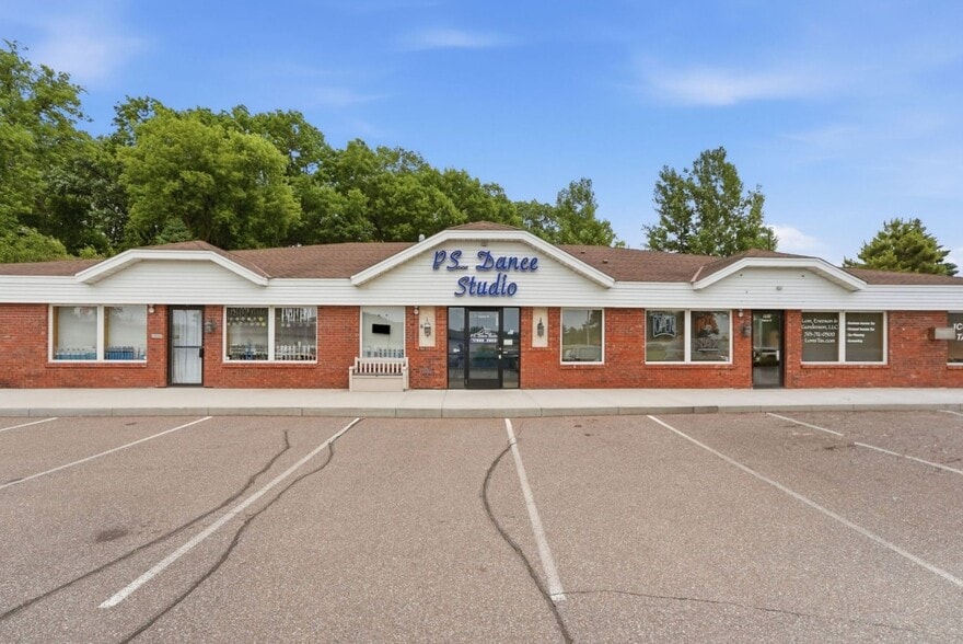 Primary Photo Of 251 8th St NW, Elk River Office For Sale