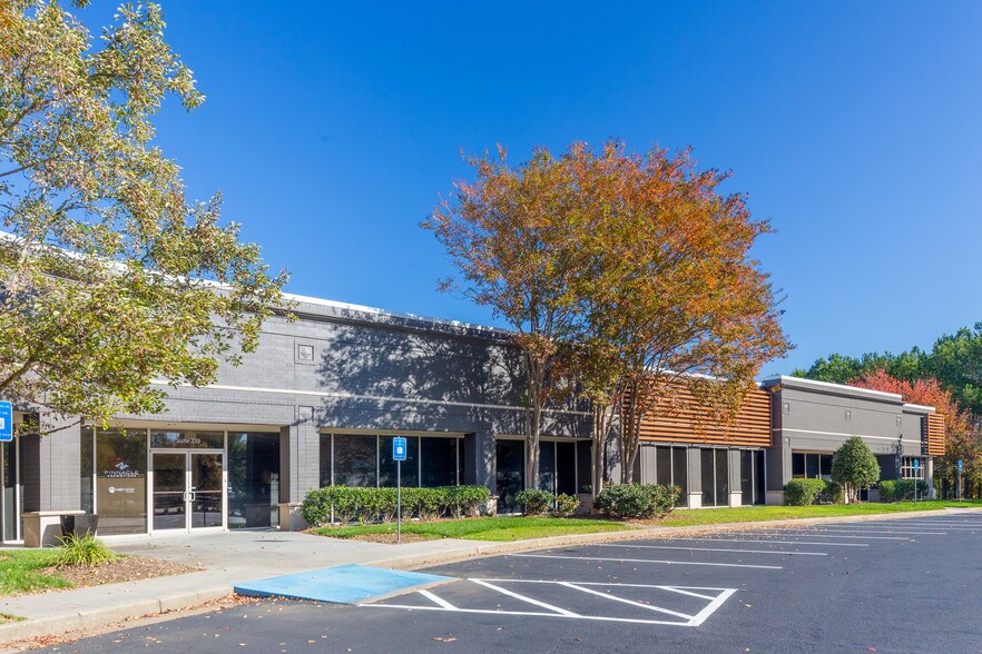More Photos Of 4855 Peachtree Industrial Blvd, Peachtree Corners Office For Lease