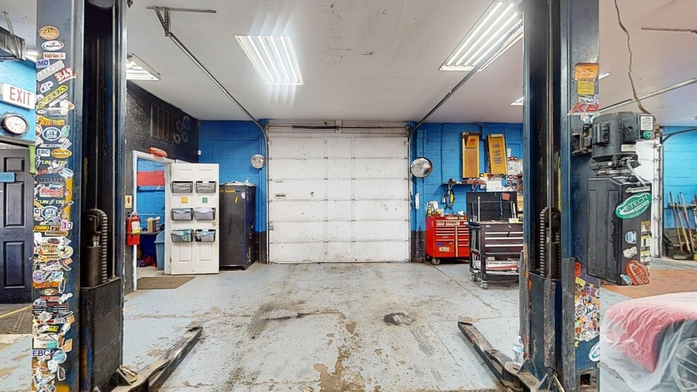More Photos Of 2020 Chaneyville Rd, Owings Auto Repair For Sale