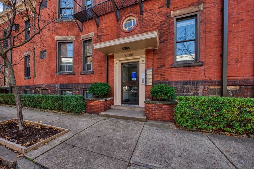 More Photos Of 201 S Craig St, Pittsburgh Office Residential For Lease