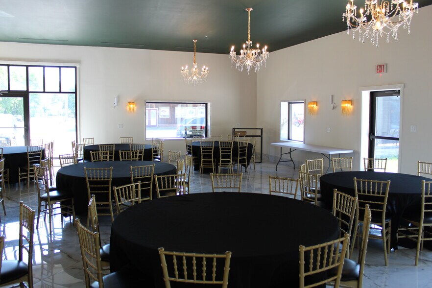 More Photos Of 7404 Lamar Ave S, Cottage Grove General Retail For Sale