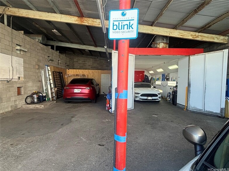 More Photos Of 451 Kapahulu Ave, Honolulu Auto Repair For Lease