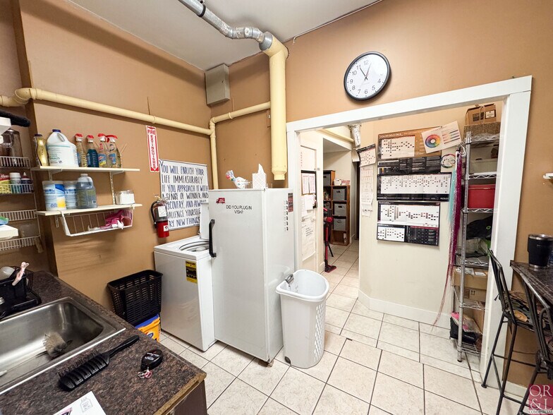 More Photos Of 33-39 N Main St, Wallingford Office For Lease