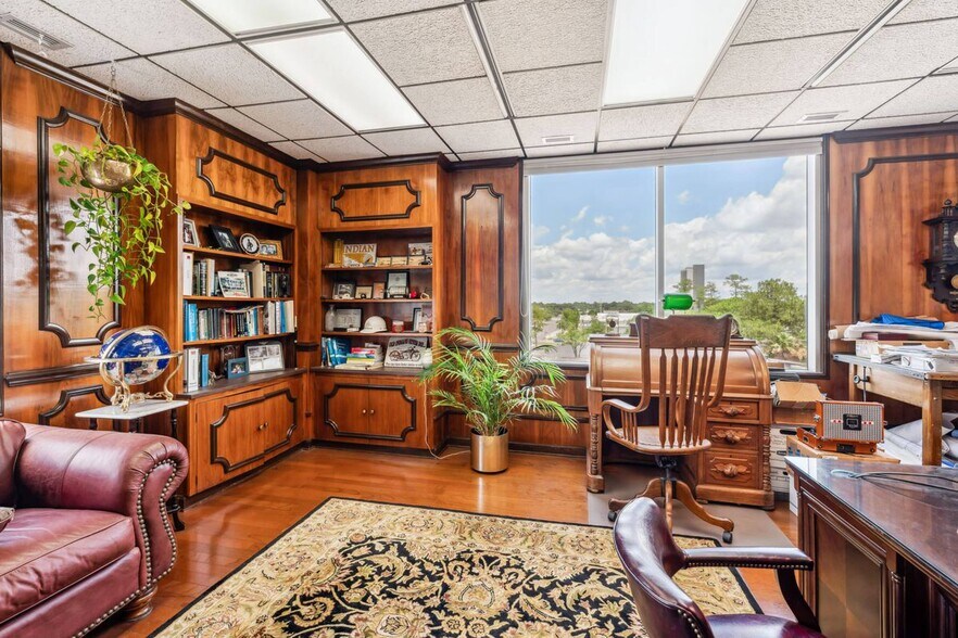 More Photos Of 601 Bel Air Blvd, Mobile Office For Sale
