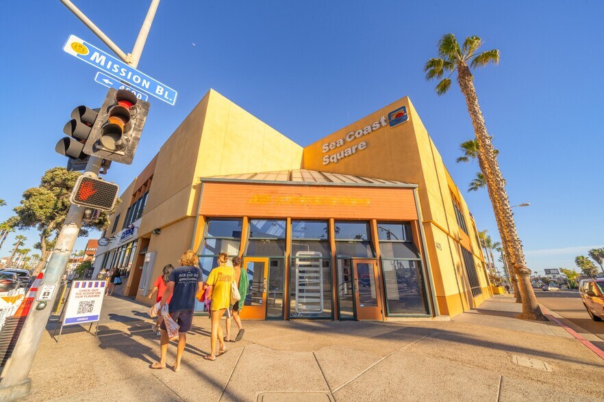 More Photos Of 4475 Mission Blvd, San Diego Unknown For Lease