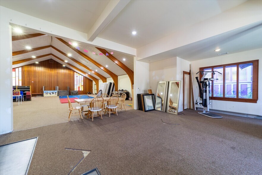 More Photos Of 1039 H St, Eureka Religious Facility For Sale