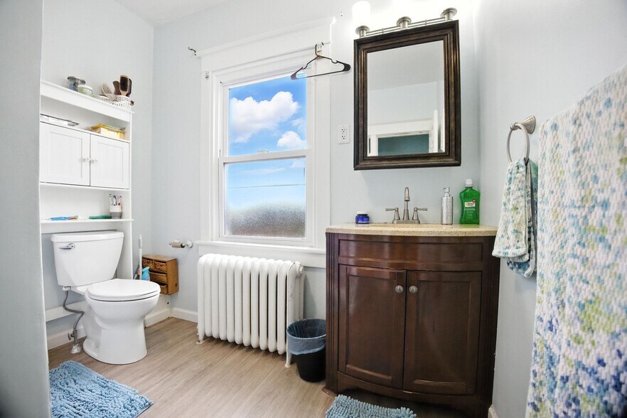 More Photos Of 83 Limekiln Pike, Glenside Storefront Retail Residential For Sale