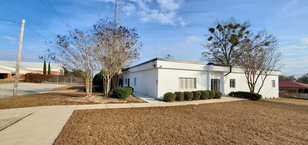 More Photos Of 4890 Raley Rd, Macon-Bibb Medical For Sale