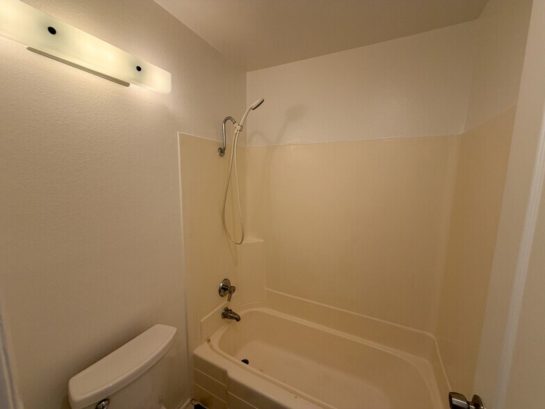 More Photos Of 33856 Pequito Dr, Dana Point Apartments For Sale