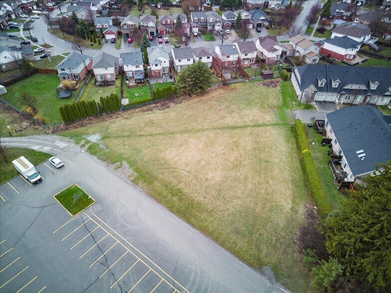 More Photos Of 21 Niagara Dr, Oshawa Land For Sale