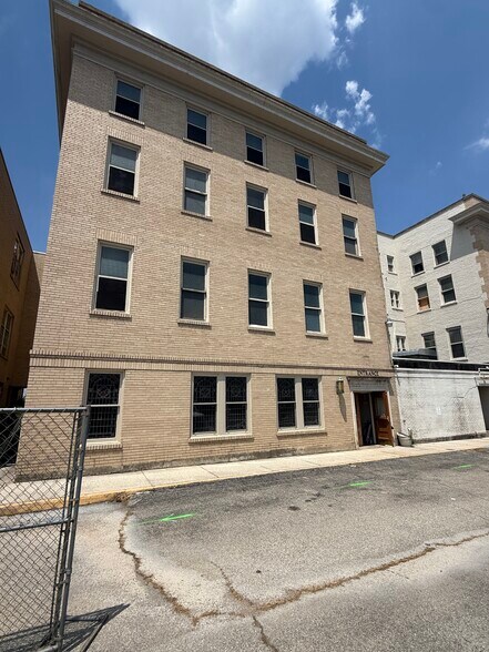 Primary Photo Of 608 Campbell Ave SW, Roanoke Office For Lease