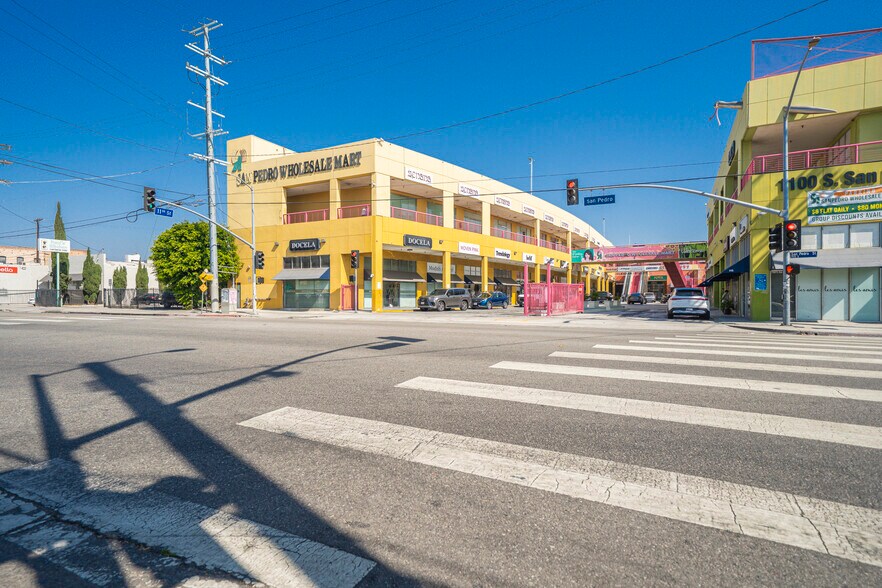 More Photos Of 1100 S San Pedro St, Los Angeles Storefront For Sale