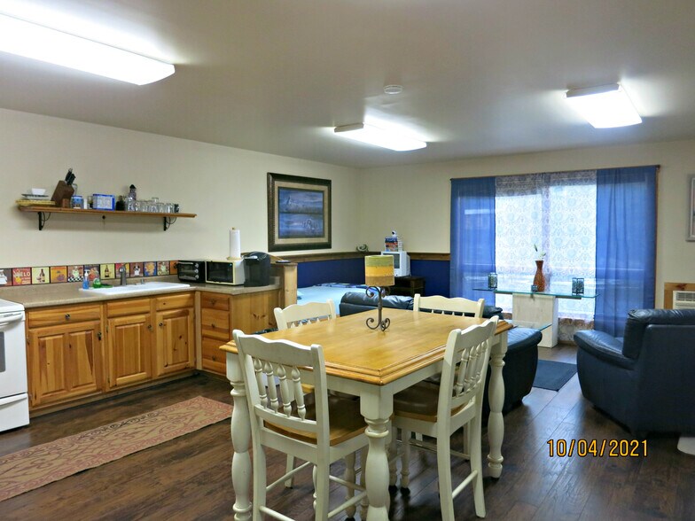 More Photos Of 7 Main St, Whitehall Marina For Sale