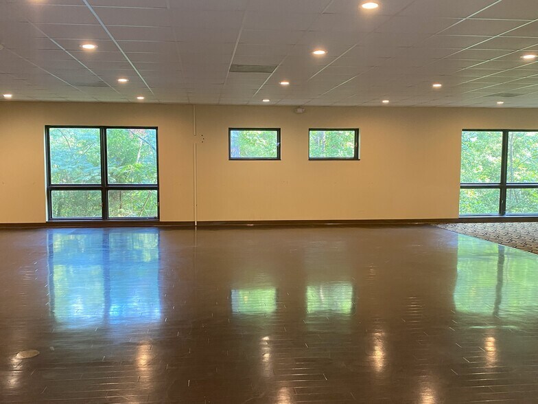 More Photos Of 2609 N Duke St, Durham Medical For Lease