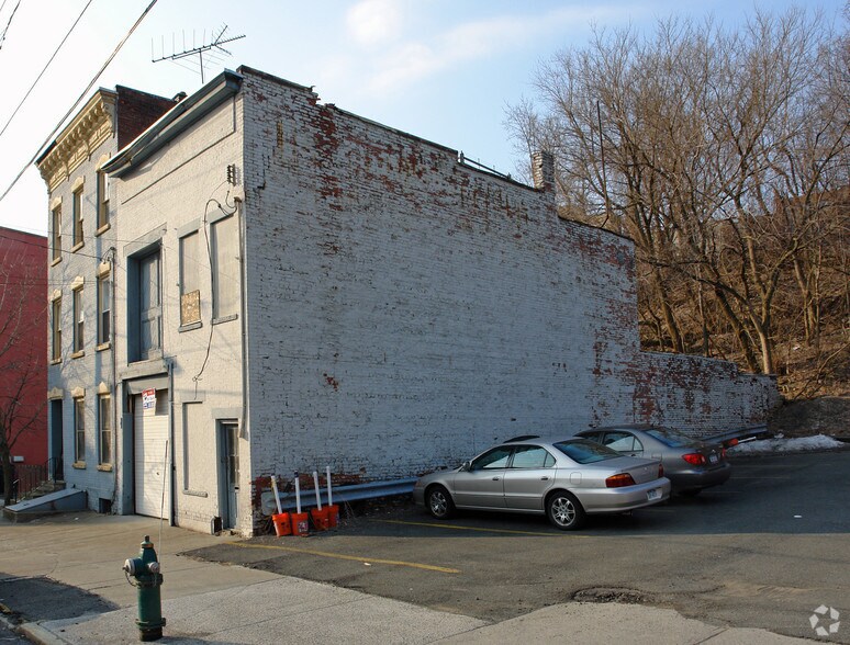More Photos Of 60-62 Sheridan Ave, Albany Office For Sale