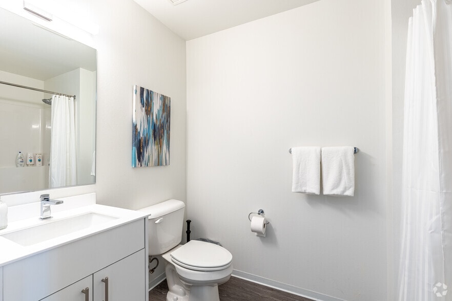 More Photos Of 1611 NW Marshall St, Portland Apartments For Lease