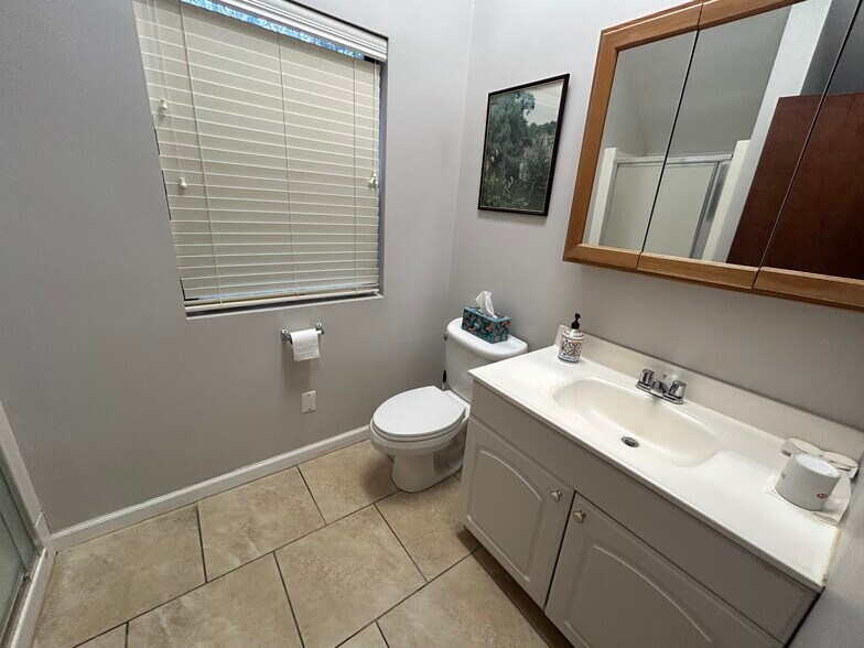 More Photos Of 191 Terry Rd, Smithtown Loft Creative Space For Sale