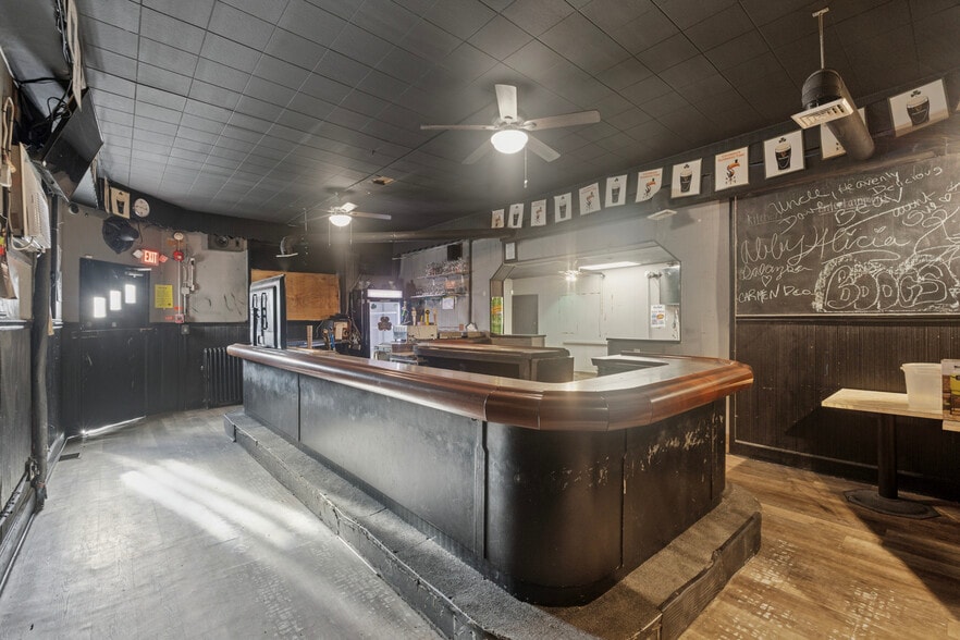 More Photos Of 4742-4744 Richmond St, Philadelphia Restaurant For Lease