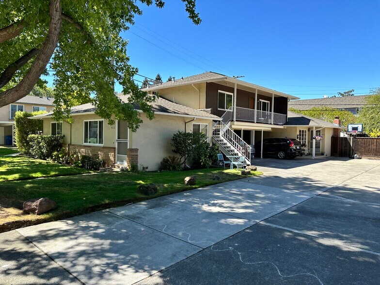 More Photos Of 462 Waverley St, Menlo Park Apartments For Sale