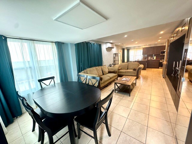 More Photos Of 300 Georgia St, Hollywood Apartments For Sale