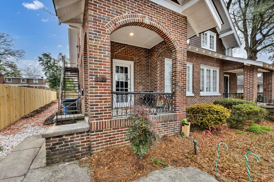 More Photos Of 1308 Maple St, Columbia Multifamily For Sale