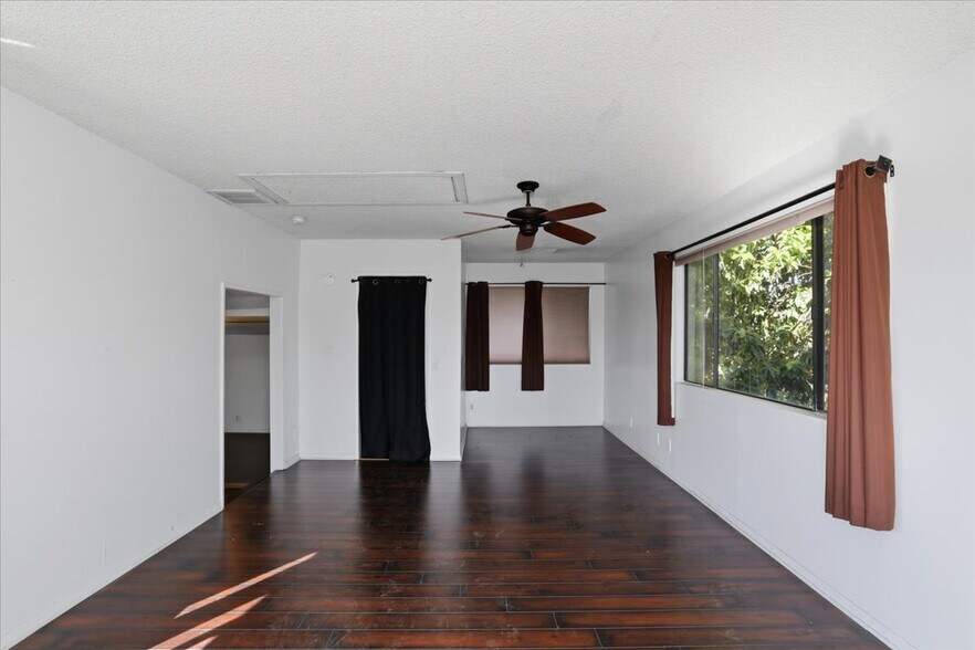 More Photos Of 4266 Walnut Ave, Chino Specialty For Sale