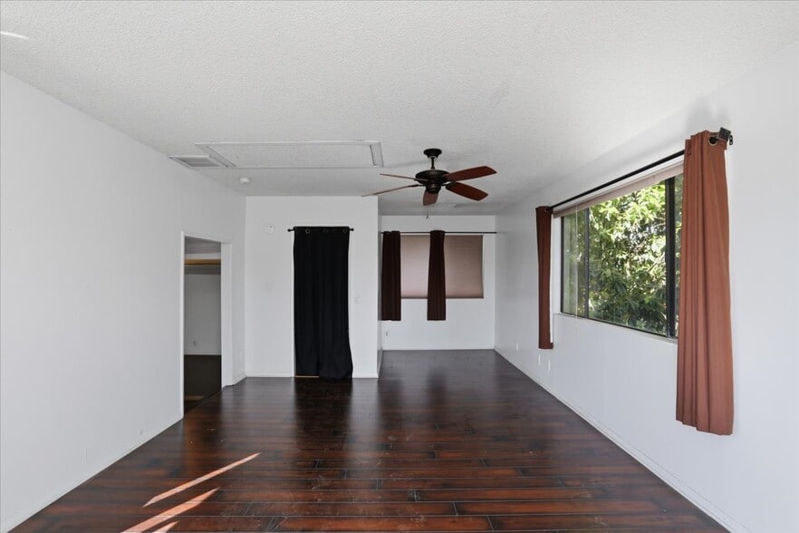 More Photos Of 4266 Walnut Ave, Chino Specialty For Sale