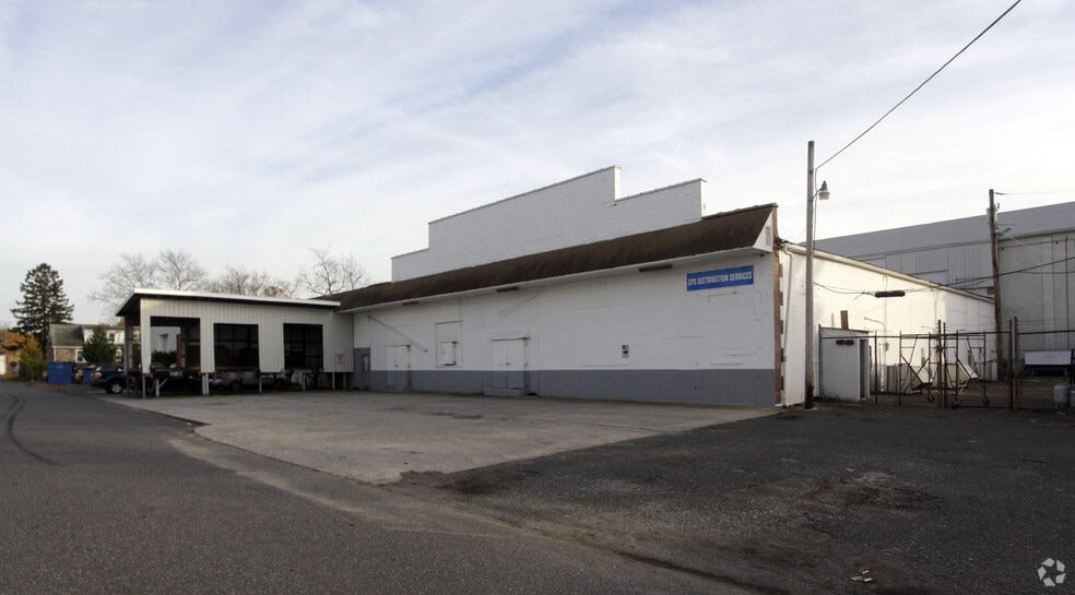 More Photos Of 300 Fow Ave, Swedesboro Distribution For Sale