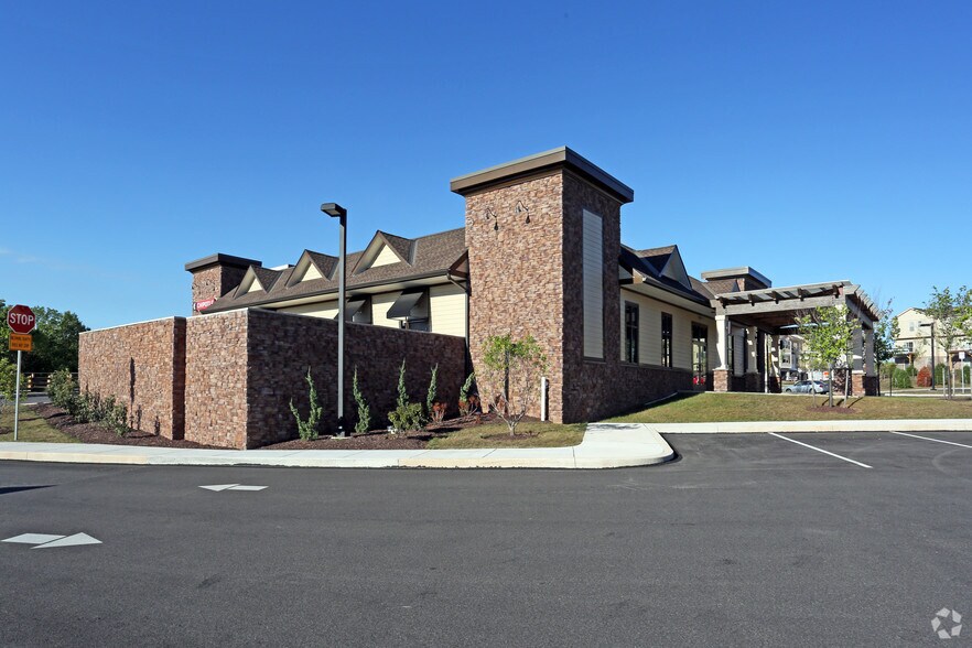 More Photos Of 1665-1673 Limekiln Pike, Dresher Freestanding For Lease