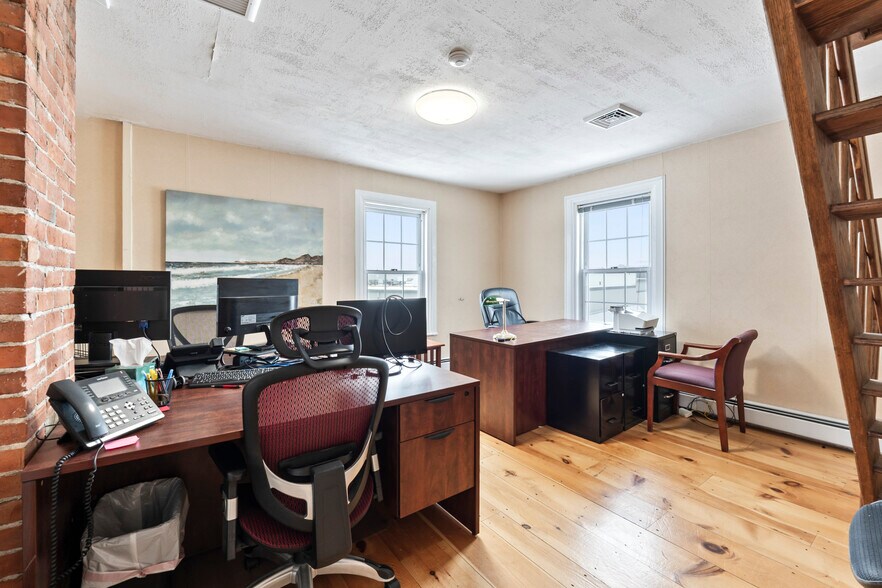 More Photos Of 2204 Woodbury Ave, Newington Office For Sale